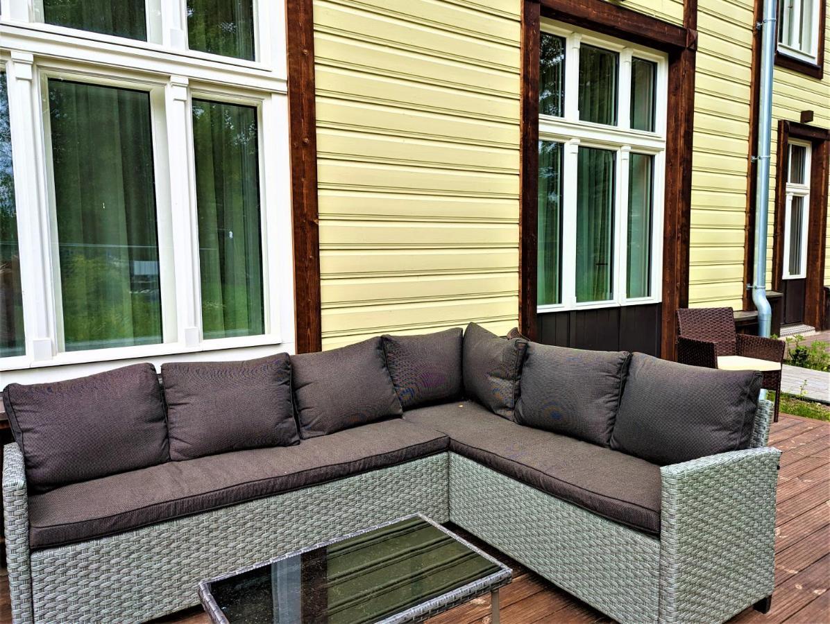 Emajoe Keeltekool Apartment Tartu Exterior photo